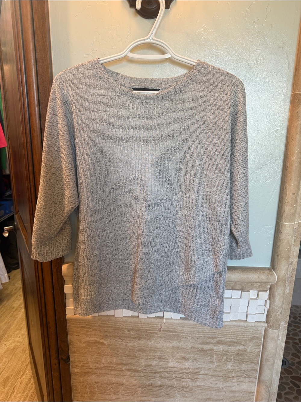 Simply Vera Vera Wang Light Heather Gray Crewneck Sweater